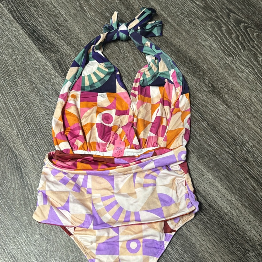 Farm Rio Ombre Graphic Toucans One-Piece Swimsuit, small, $228 - Picture 13 of 16